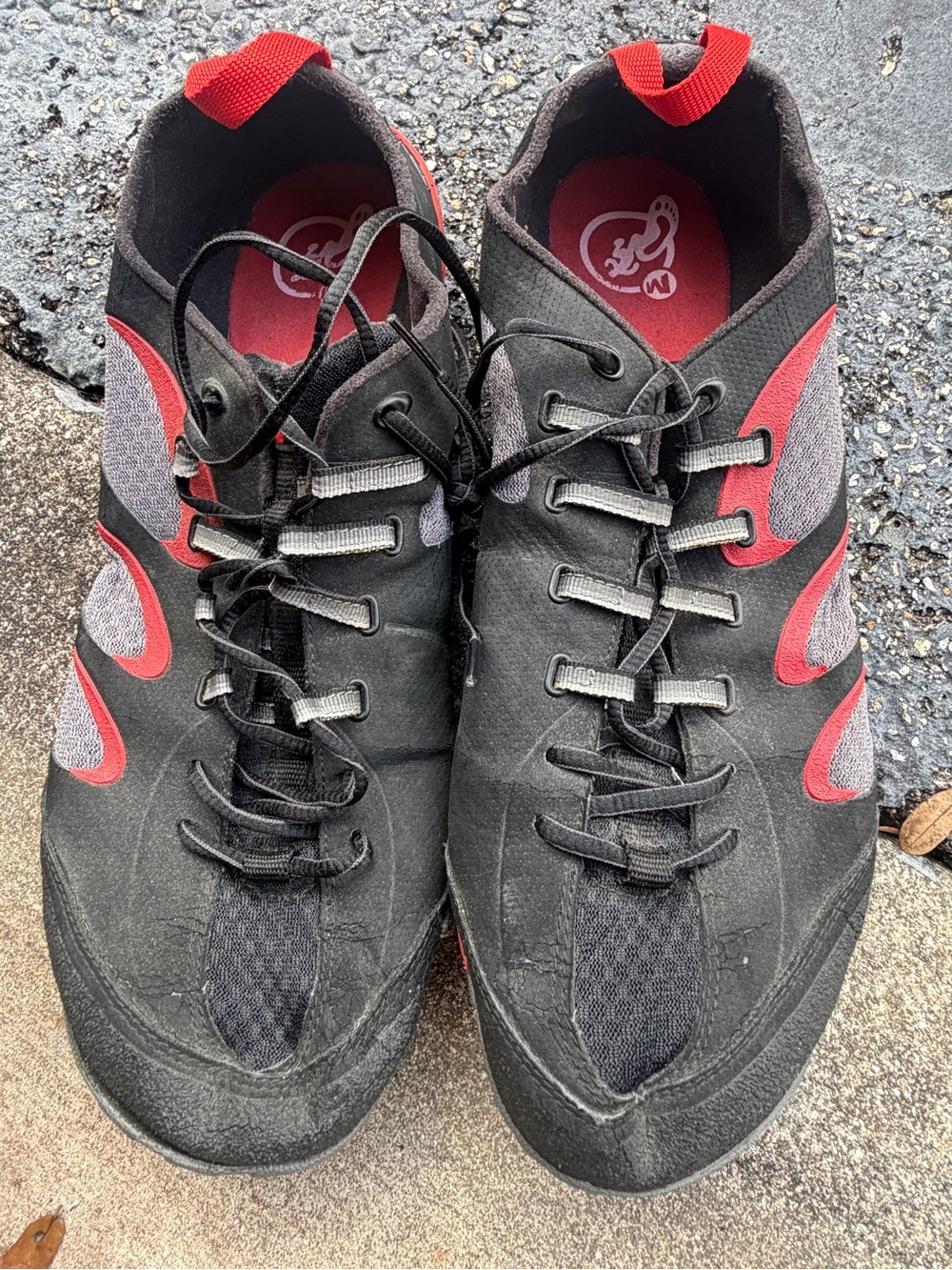 Merrell Men's Black and Red Athletic Shoes